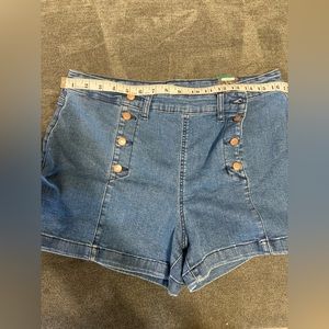 No Boundaries high rise Jean shorts